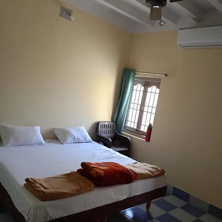 Shreeganeshsadan Apartment Dwarka  Exterior photo