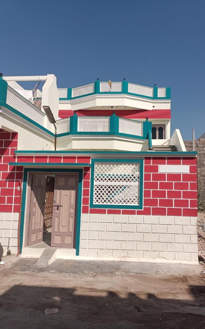 Shreeganeshsadan Homestay Dwarka (Gujarat)